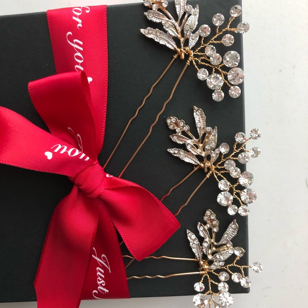 Gold Hair Comb Leaf - Picture 2 of 3